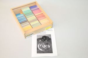 Abbildung Didaktisches Material: Farbtäfelchenkasten
